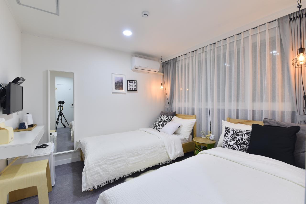 Hotel Mono House Hongdae 5 Seoul Exterior foto